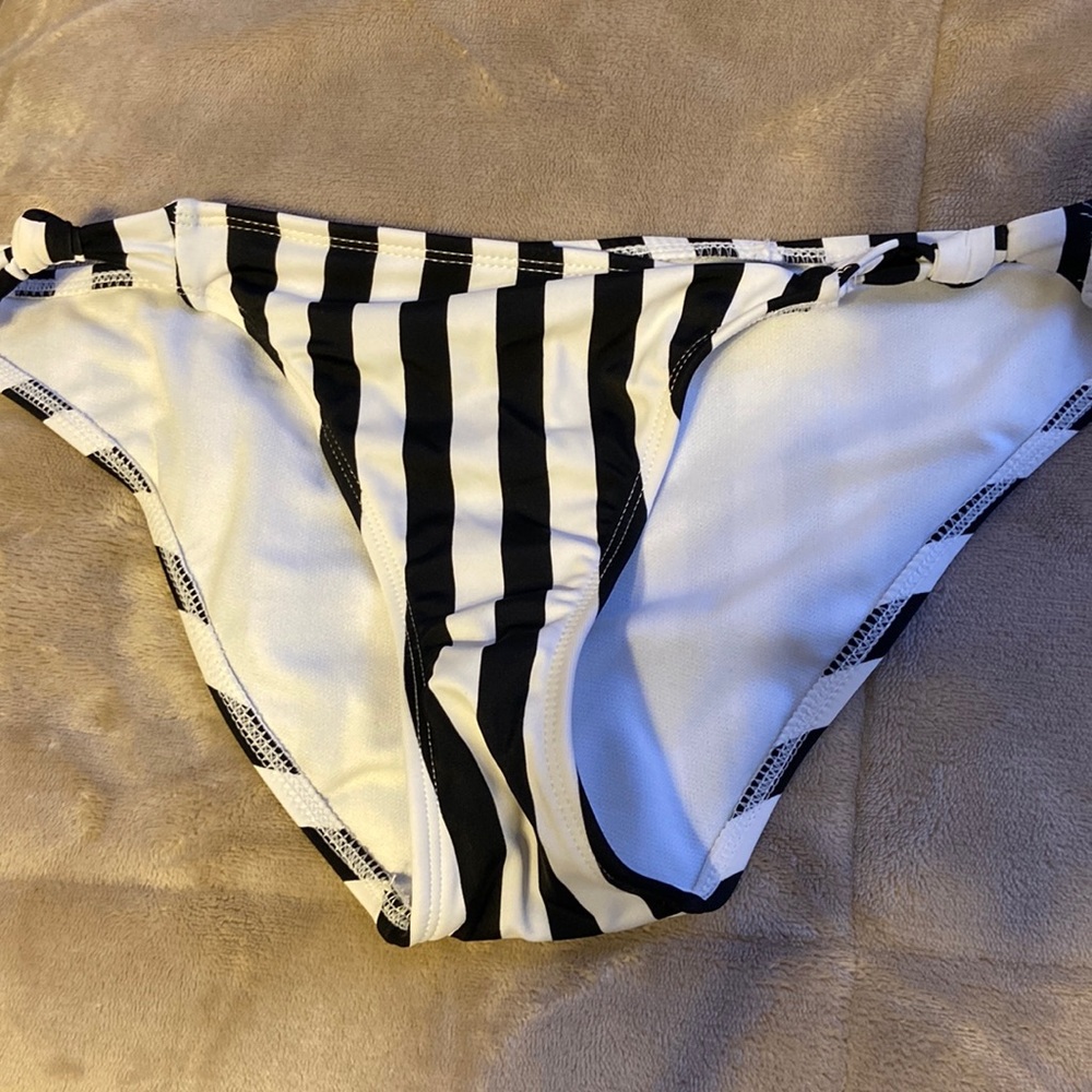 Black and White striped bathing suit bottoms!